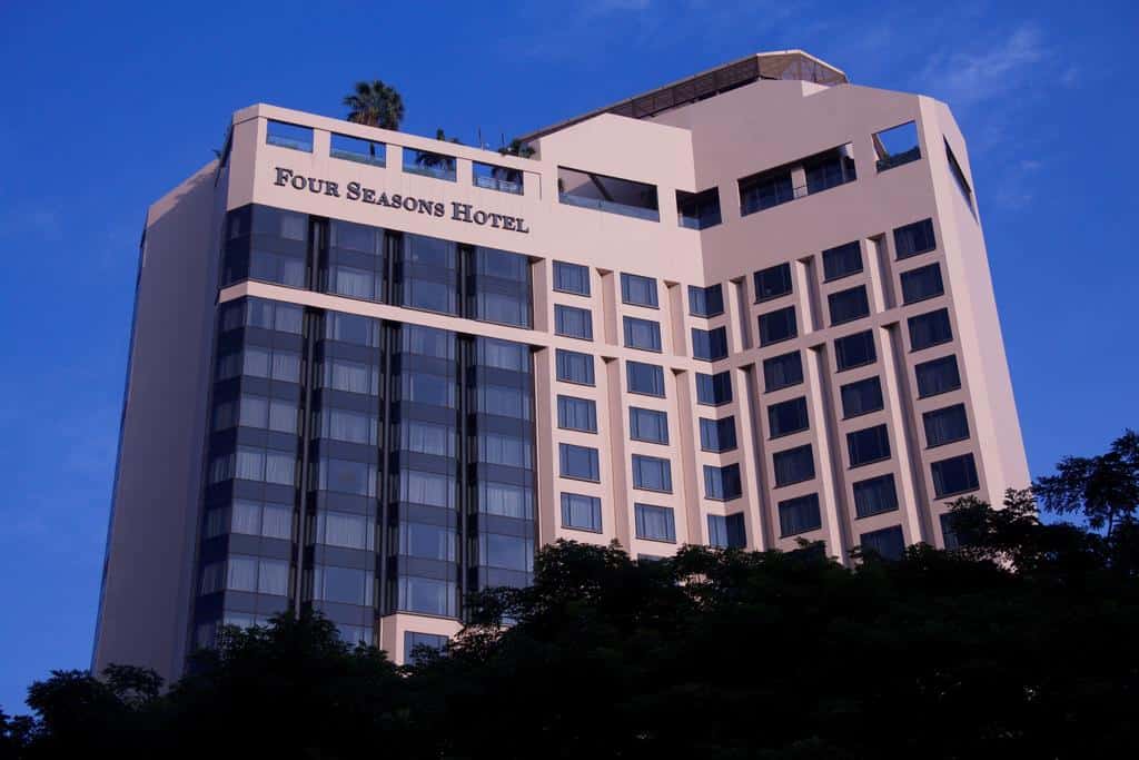 khách sạn Singapore gần MRT