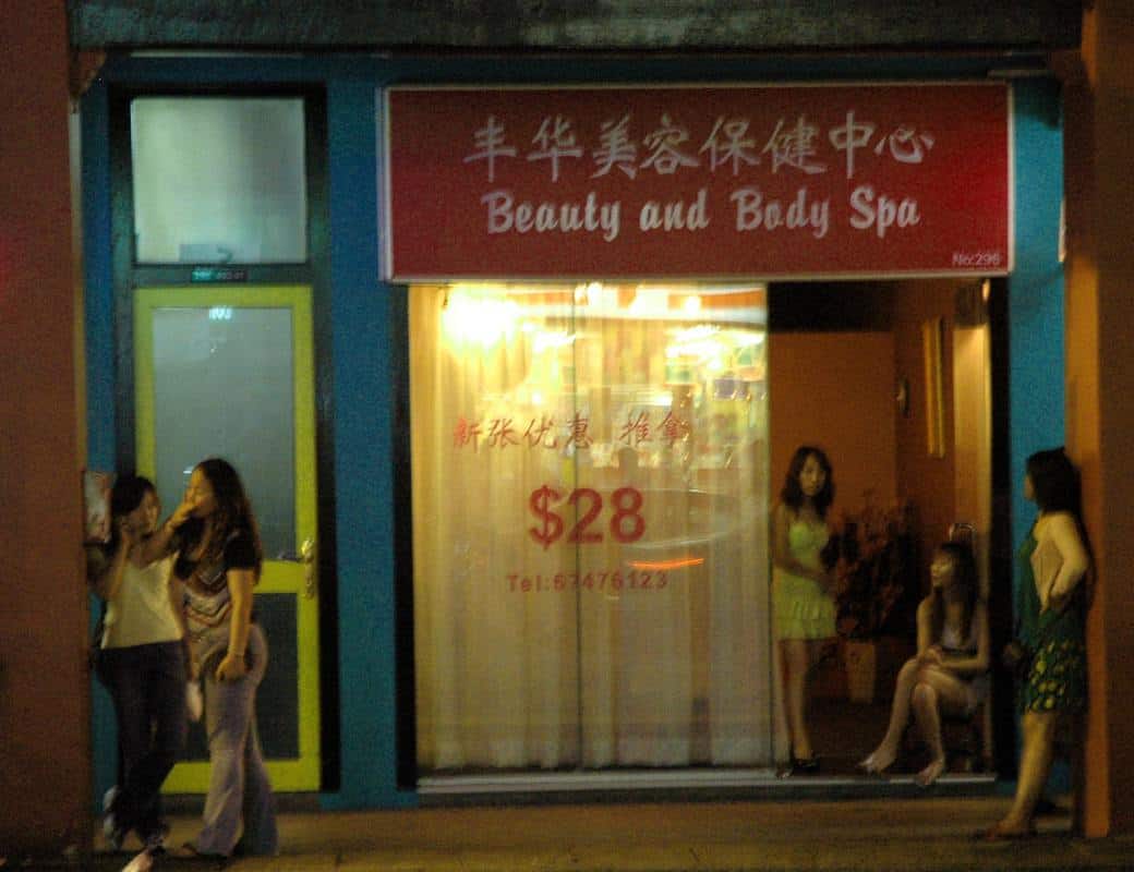 Hoạt động mại dâm ở Geylang có những quy tắc riêng