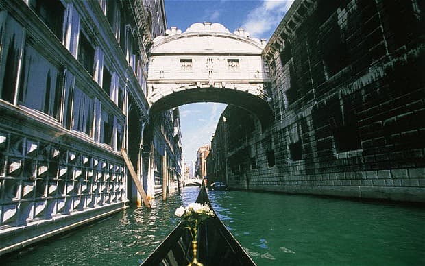 Bridge Of Sighs (Cầu Than Thở) Khám Phá Nét Đẹp Venice Ý