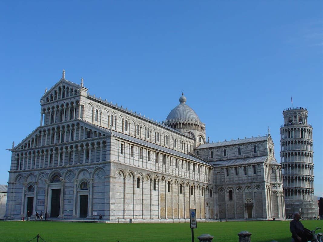 Du Lịch Pisa Ý