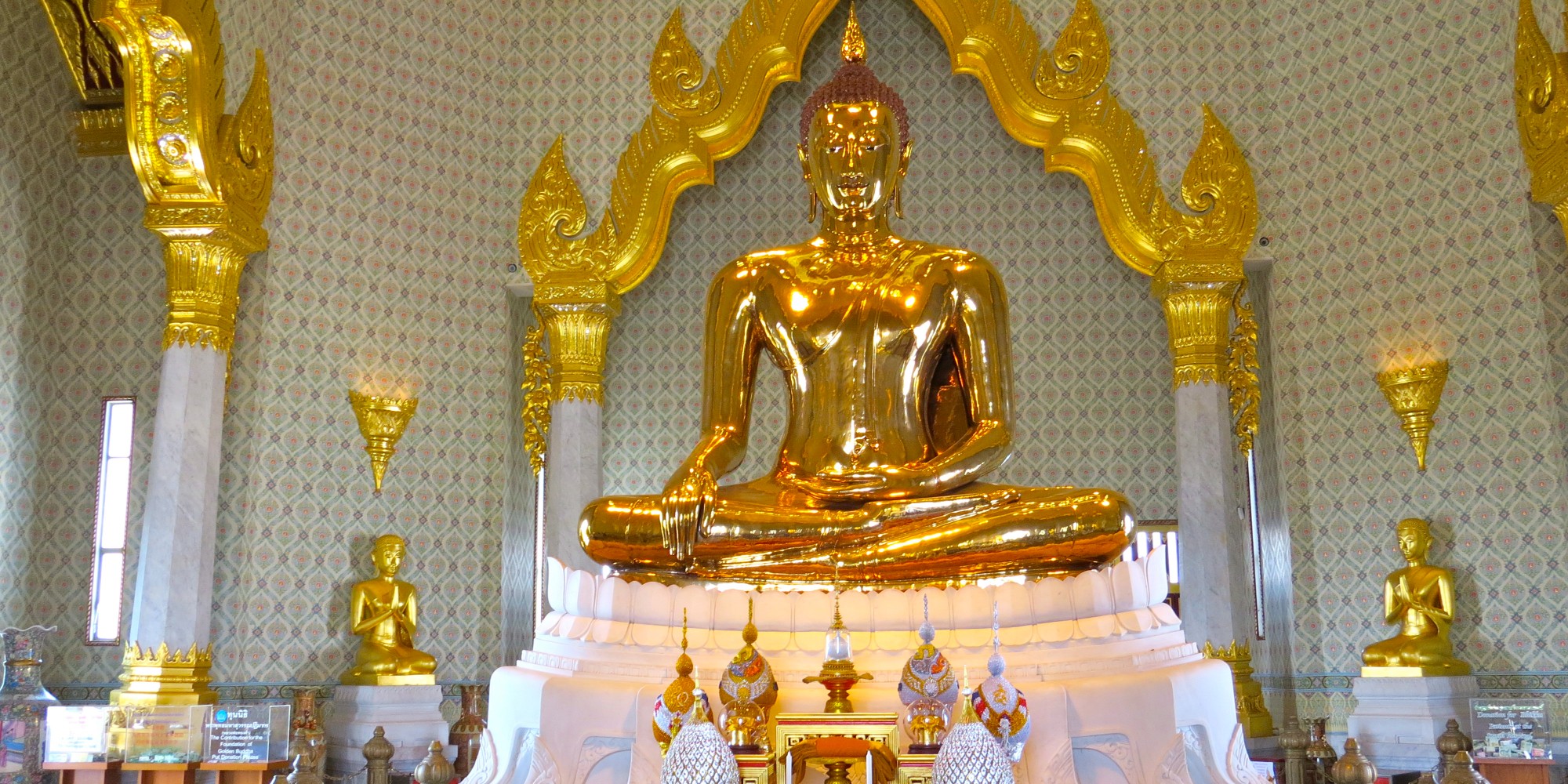 tượng Phật vàng Thái Lan