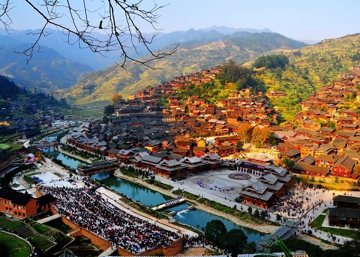 Tour Nam Ninh – Lệ Ba – Triệu Hưng Đồng Trại – Trấn Viễn Cổ Thành – Thiên Hộ Miêu Trại | 4N3Đ