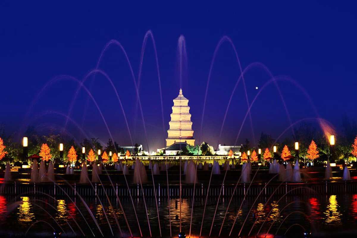 Quảng trường Tháp Đại Nhạn tour tây an trung quốc 5 ngày 4 đêm