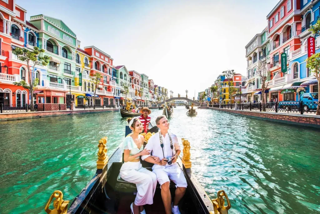 tour du lịch phú quốc 3 ngày 2 đêm Grand World Phú Quốc