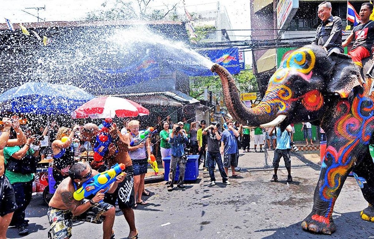 Lễ hội té nước Songkran