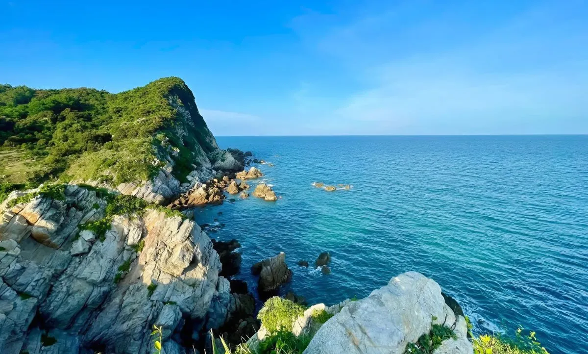 tour du lịch quan lạn cho đoàn riêng