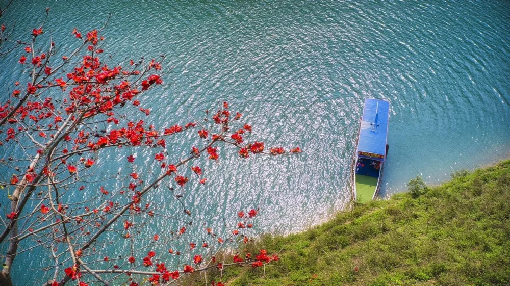 tháng 4 nên đi du lịch ở đâu