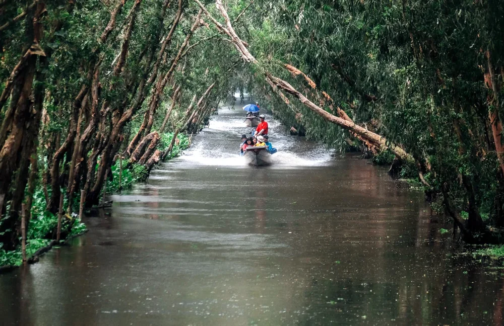 tháng 7 đi du lịch ở đâu đẹp 